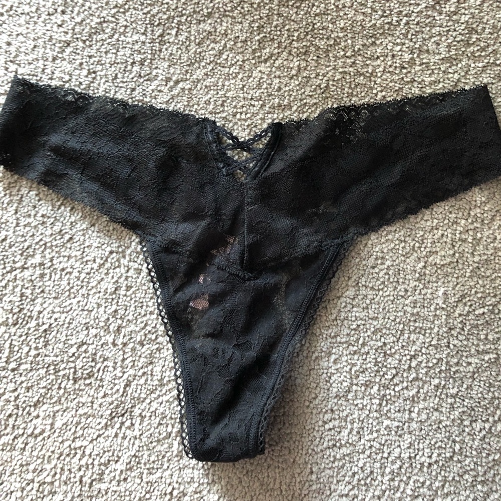 VS thong